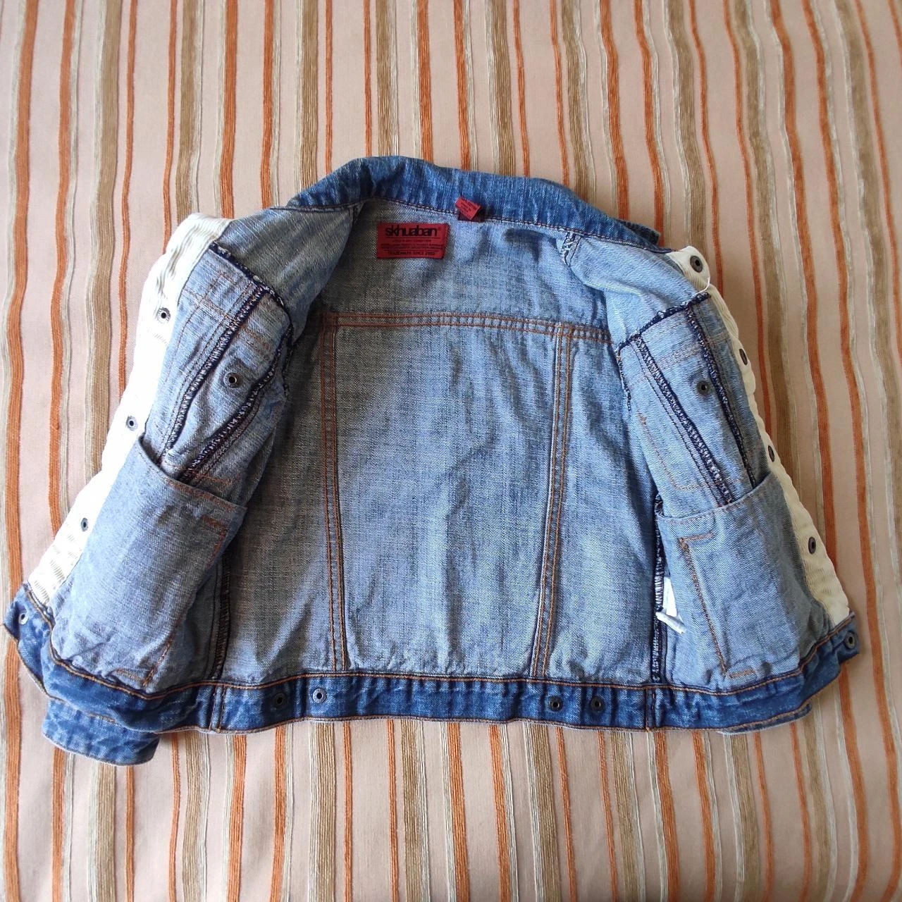 Veste en jean. Taille 7 A (122 cm) – photo 4